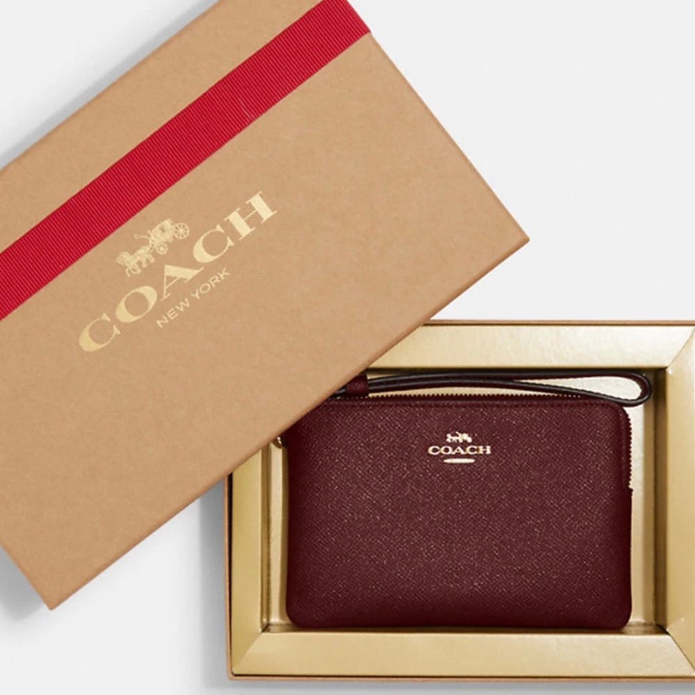 NWOT Coach Corner Zip Wristlet Gold/Black Cherry MSRP $128 (no box)